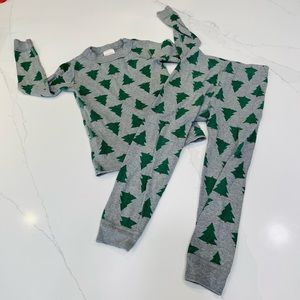 Hanna Andersson Christmas tree pajamas 4T